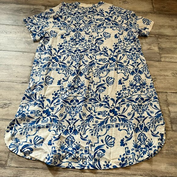 H&M Viscose Tunic Dress, White/Blue Floral, Size Medium - Picture 5 of 9